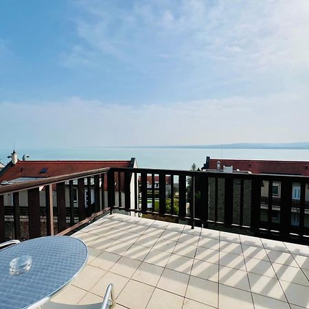 Echo Residence All Suite Hotel Тихань Экстерьер фото