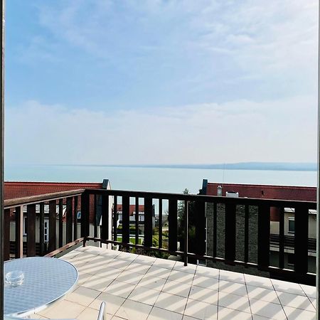 Echo Residence All Suite Hotel Тихань Экстерьер фото