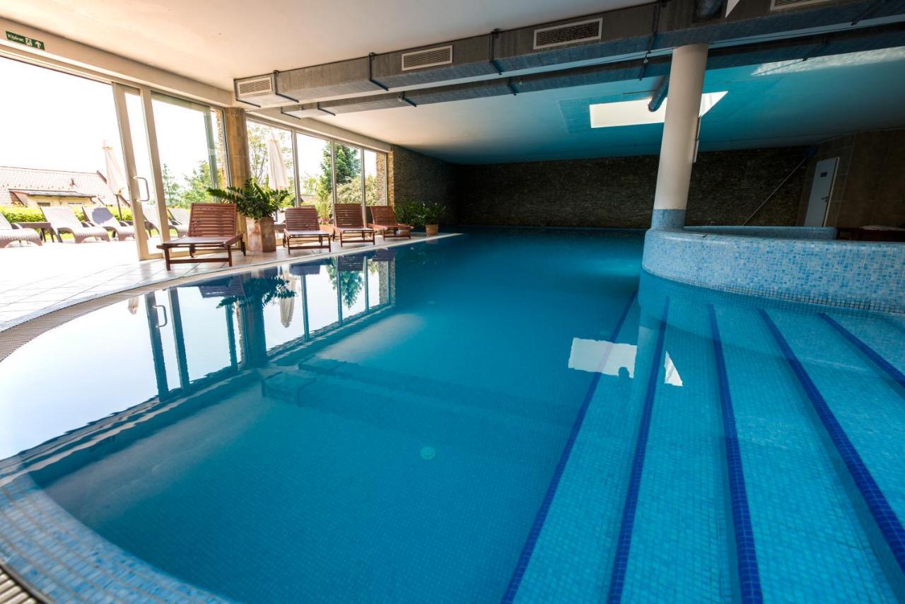 Echo Residence All Suite Hotel Тихань Экстерьер фото
