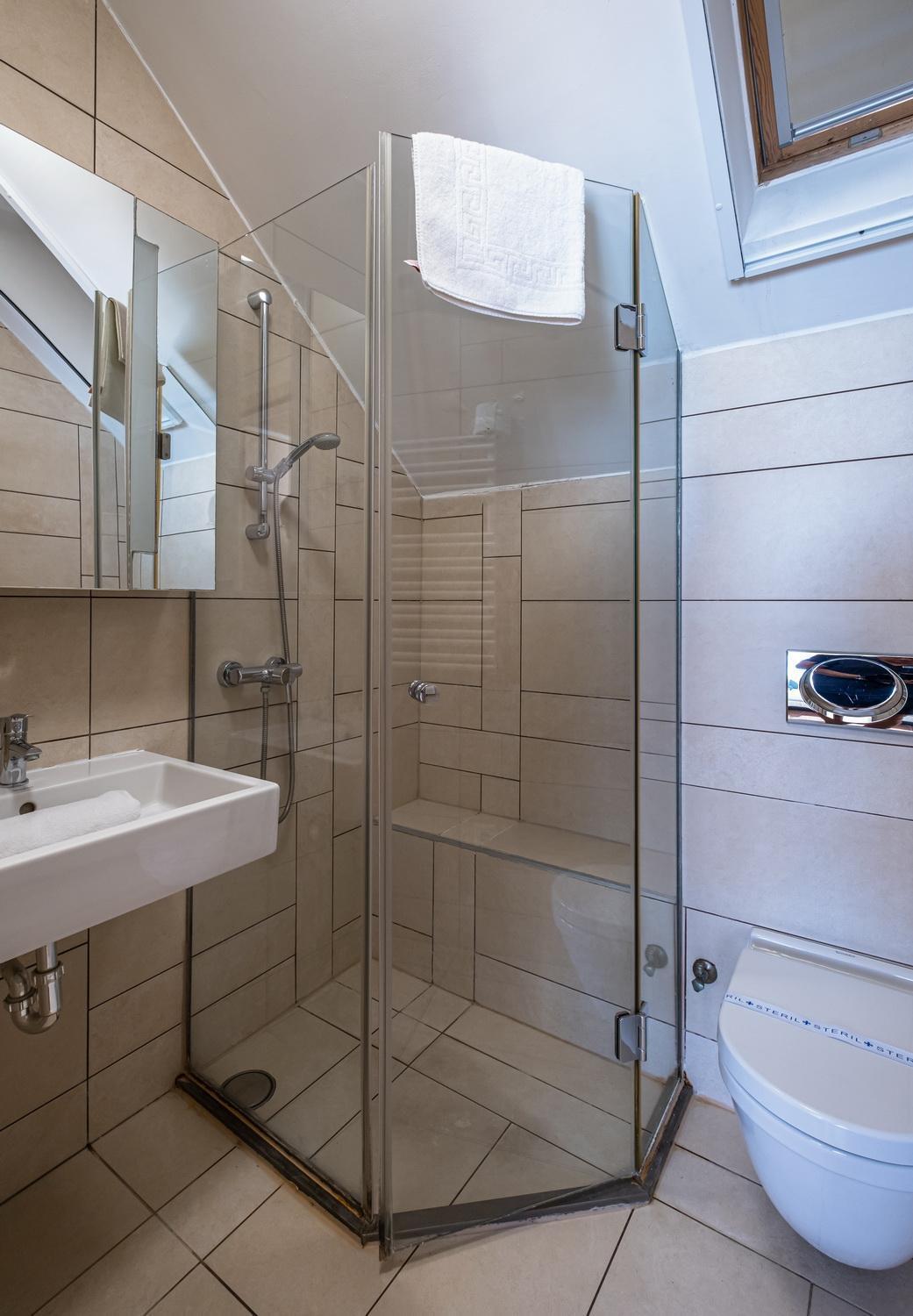Echo Residence All Suite Hotel Тихань Экстерьер фото