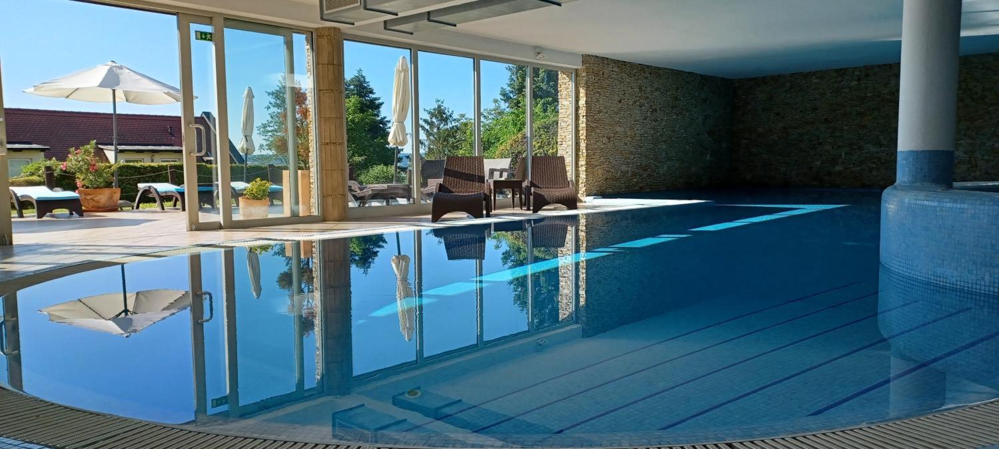 Echo Residence All Suite Hotel Тихань Экстерьер фото