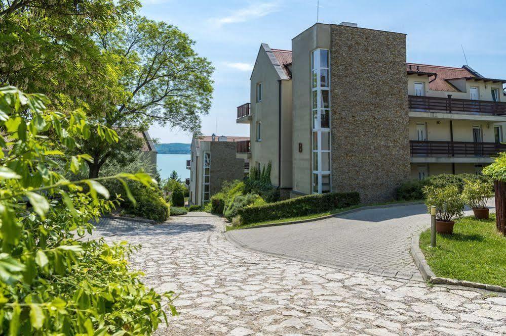 Echo Residence All Suite Hotel Тихань Экстерьер фото